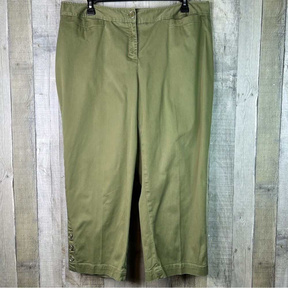 Kasper Essential Sportswear Size 20W Olive Green Capri Length Pants